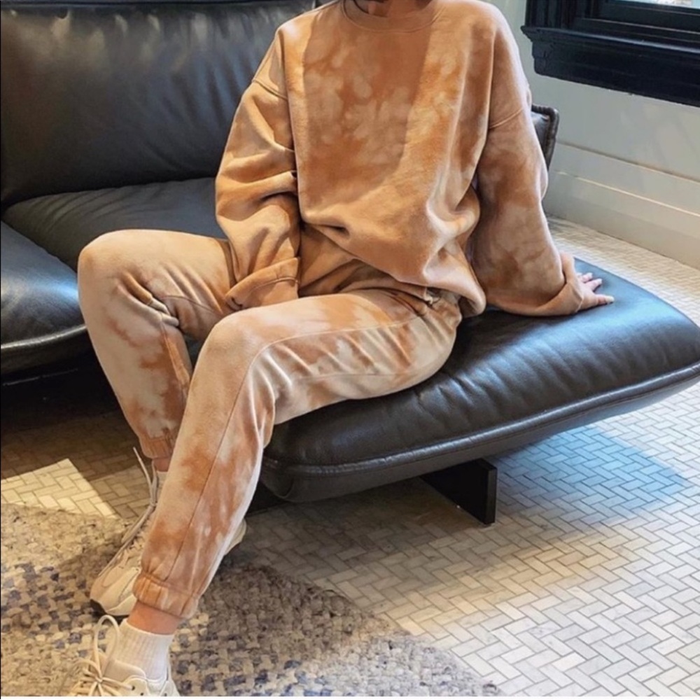 CLOSET CLOSING TODAY • LAST CHANCE✨RARE aritzia tna boyfriend sweatpants